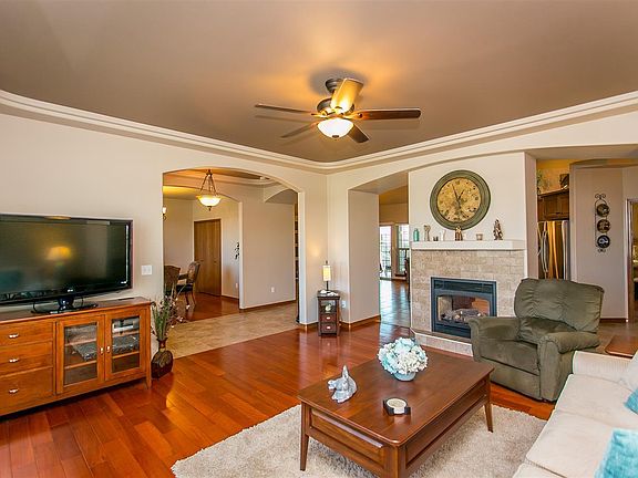 5th image of 3520 Serena Ln