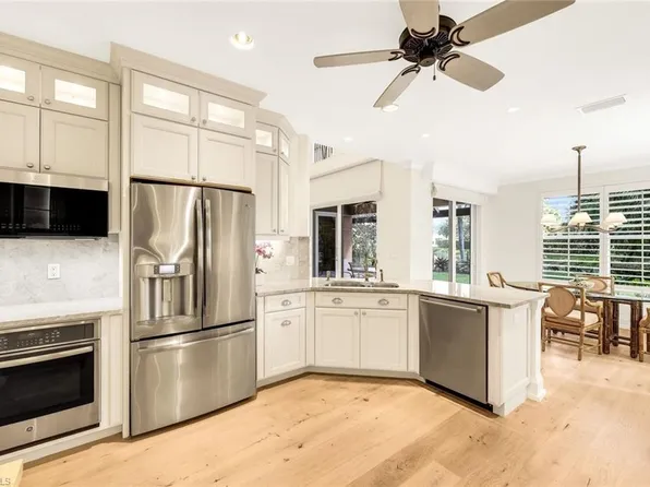 6777 Southern Oak CT, NAPLES, FL 34109