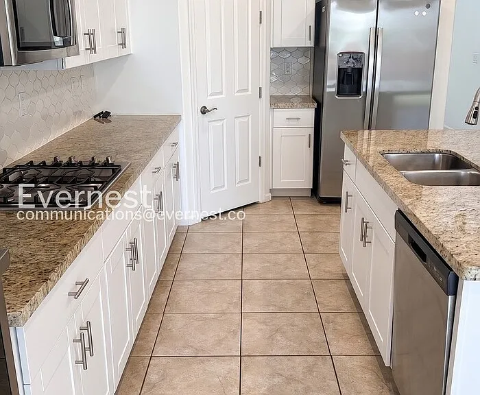 3041 W Crescent View Ln — Photo 3