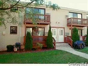 68 Sneden Pl W #68 — Photo 1