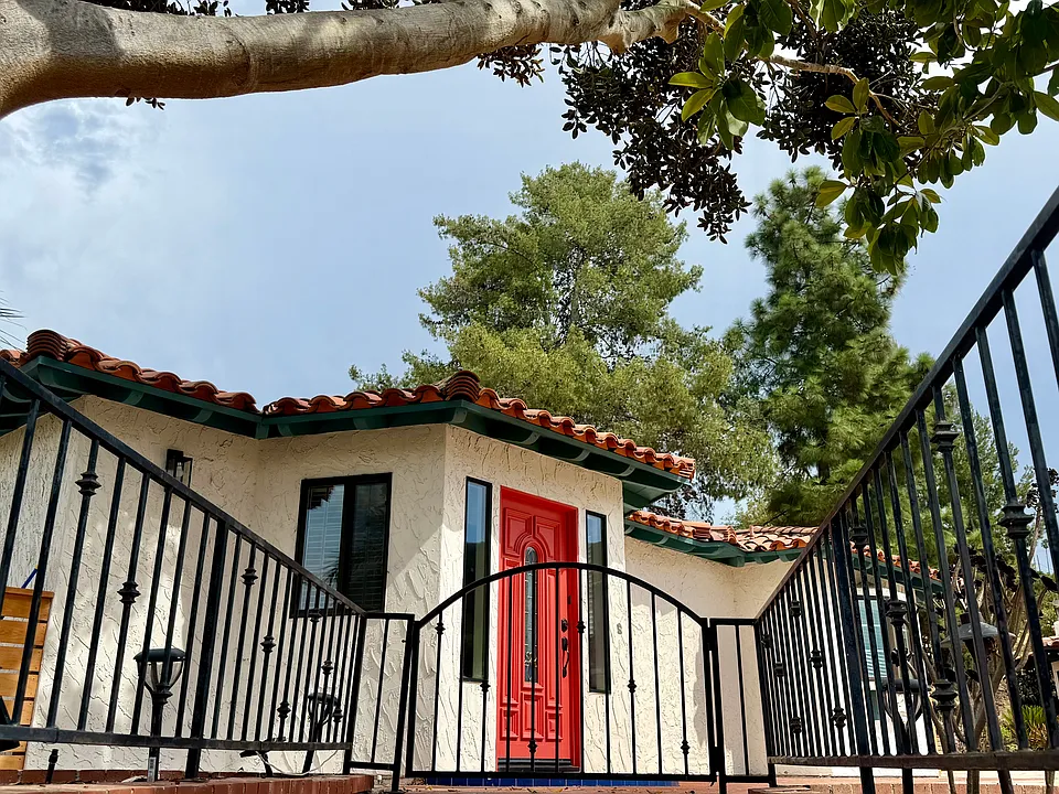 3012 Colina Verde Ln