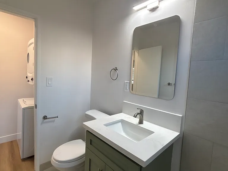 4555 W 173rd St #1 — Photo 8