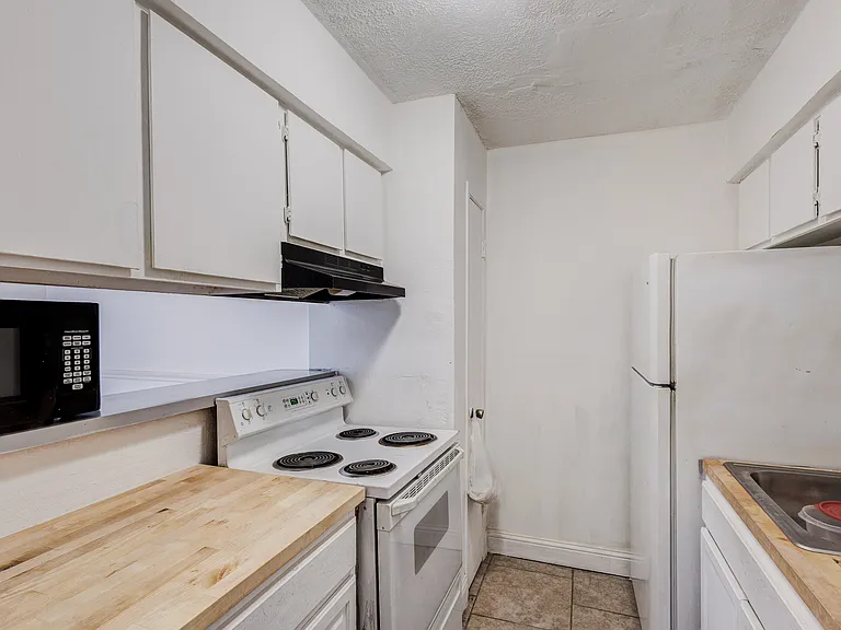 8110 Skillman St #1067 — Photo 8