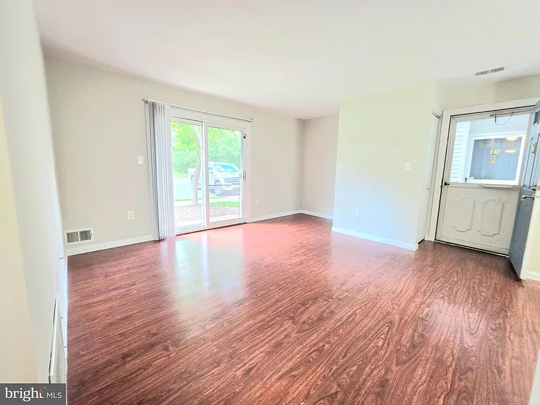 24 Coral Tree Ct — Photo 2