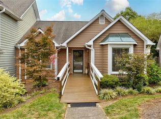 2724 Sawgrass Ct, Winston Salem, NC 27103