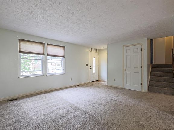 5th image of 5773 Tall Oaks Dr