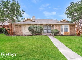 2106 Stein Way, Carrollton, TX 75007