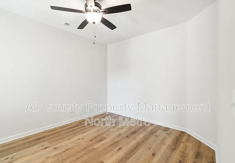 328 Mountain Blvd S #T-4 — Photo 16