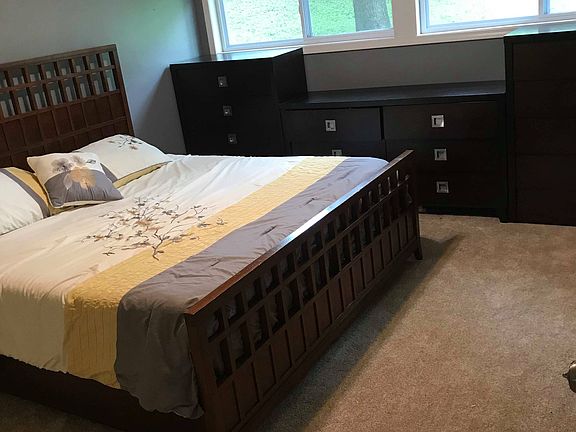 5th image of 825 Cheviot Ct