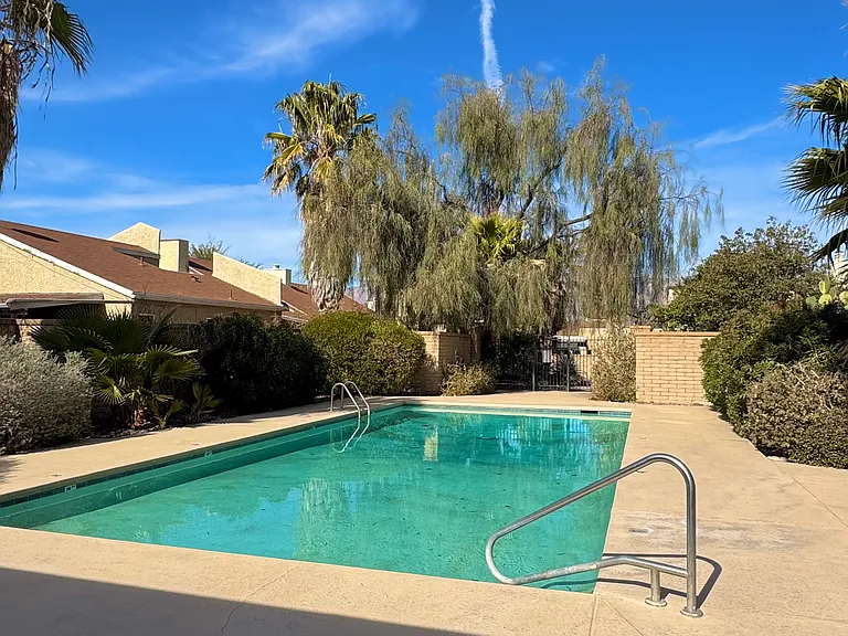 2492 N Bay Dr — Photo 18