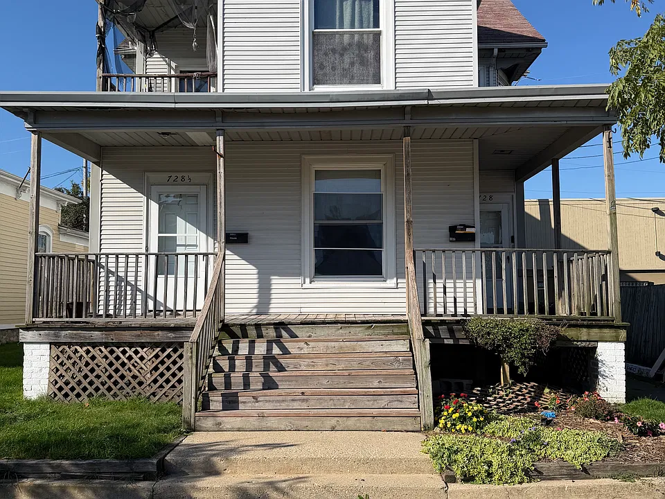 728 Grand Ave #1