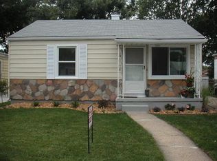 2115 Pilgrim St, Ferndale, MI 48220