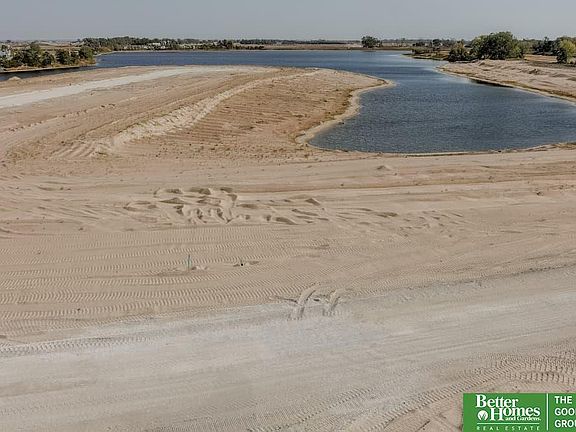 2nd image of 2424 Juneberry Rd