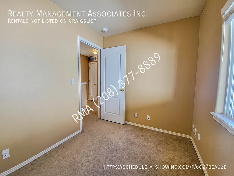 1611 S Michigan Ave — Photo 9