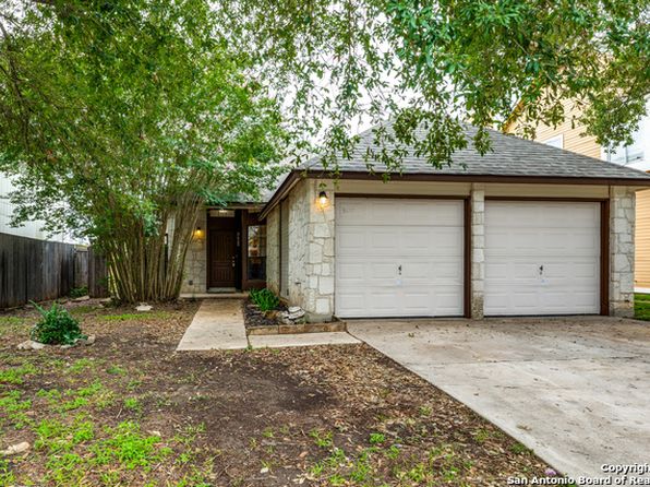 744 Real Estate 744 Homes For Sale Zillow