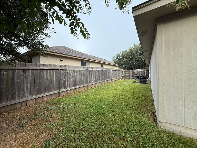 25 Azalea Dr — Photo 26