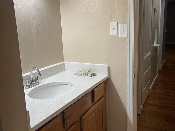 3rd image of 231 58th St