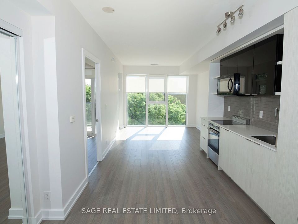 1st image of 6 Parkwood Ave #407