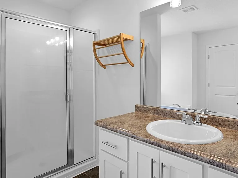 609 Fairview Cir — Photo 16