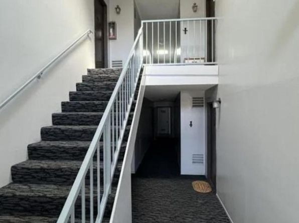 14425 Magnolia Blvd APT 7