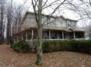 3397 Lovers Ln, Ravenna, OH 44266
