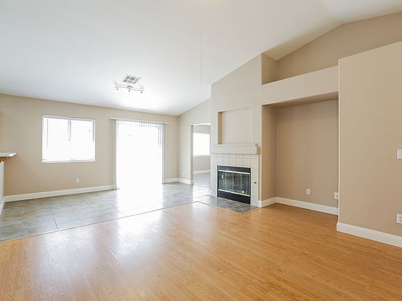 4th image of 9099 Lava Bluff Ct