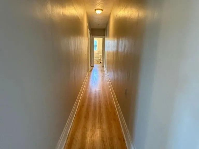27 Carthage Dr — Photo 6