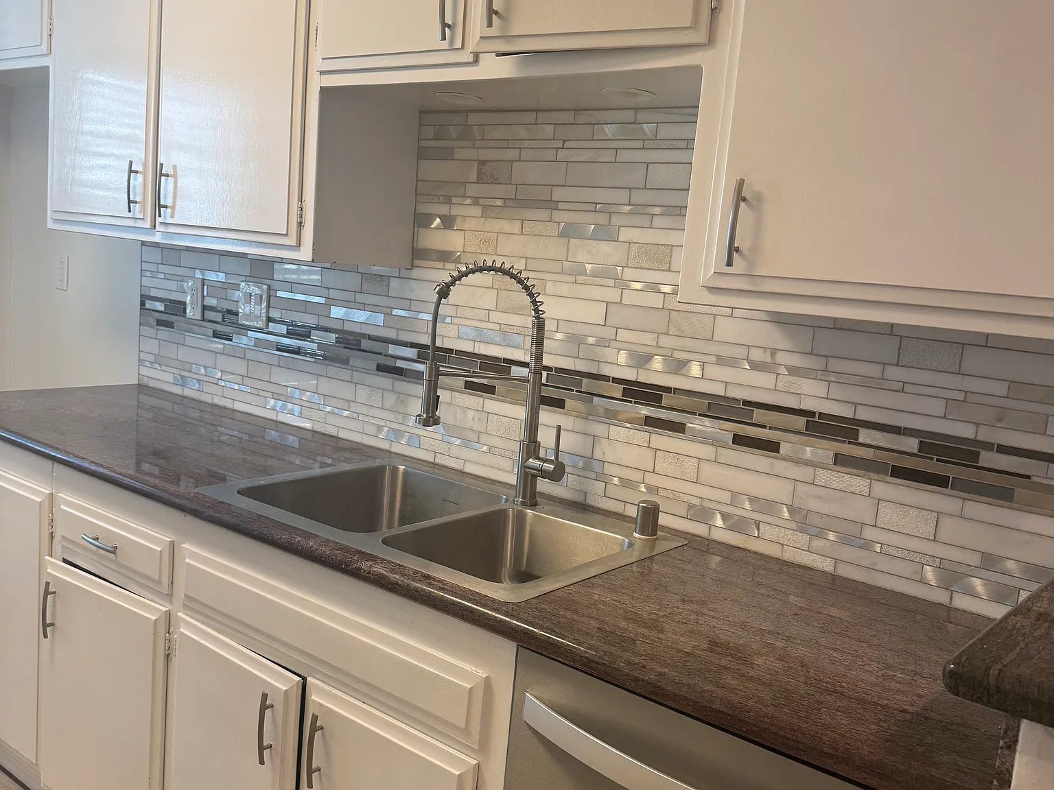 14359 Addison Avenue — Photo 3