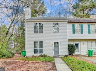 3241 Shadow Walk Ln, Tucker, GA 30084