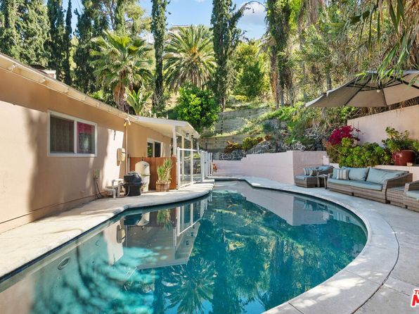 4300 Pampas Rd, Woodland Hills — photo 1