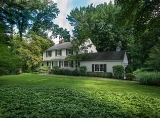 35 Welwyn Rd, Riverside, CT 06878