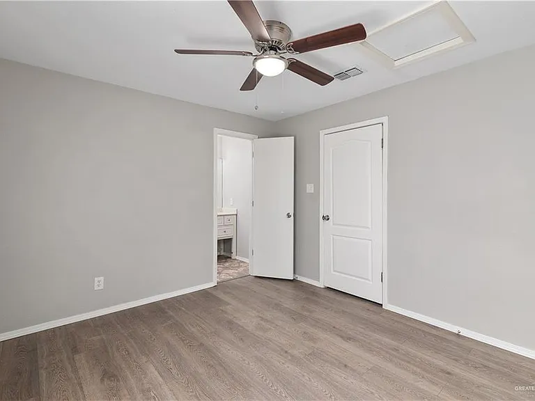 2517 W Hackberry Ave — Photo 15