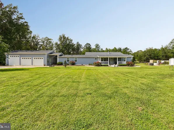 2844 E Jack Jouett Rd, Louisa, VA 23093