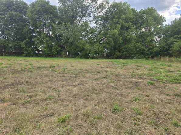 74 Traverse Place, Rutland City, VT 05701