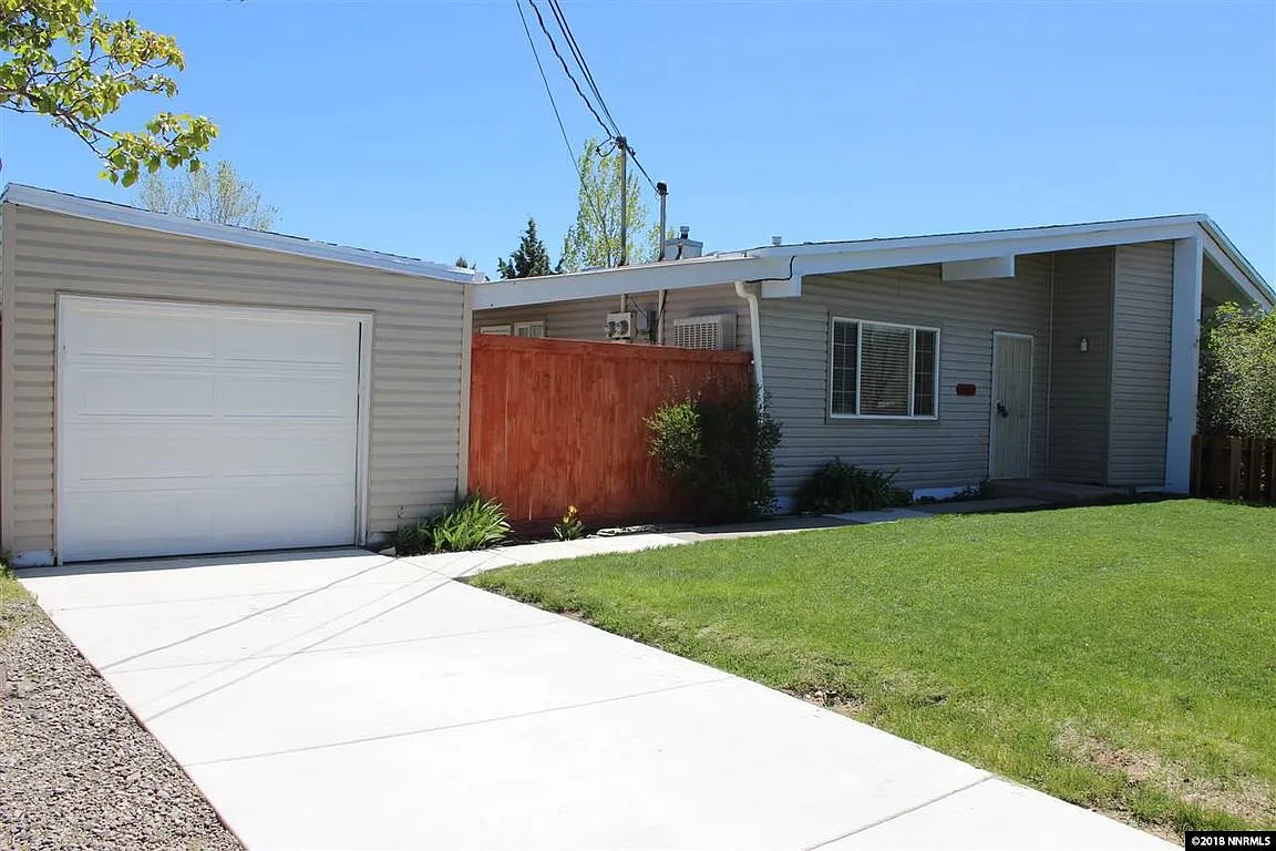 13402 Mount Hood St photo 1