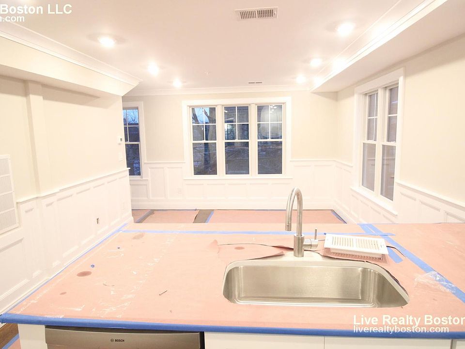 2nd image of 54 Athol St #4F