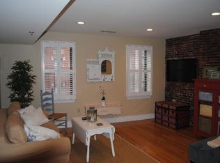 229 North St #3, Boston, MA 02113