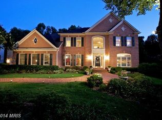 11591 Cedar Chase Rd, Herndon, VA 20170