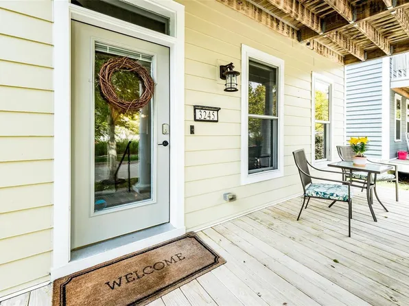 3245 Granger Blvd, Saint Charles, MO 63301