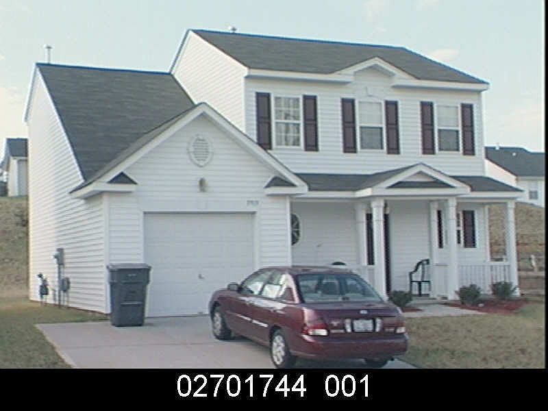 1st image of 5913 Briggs Dr