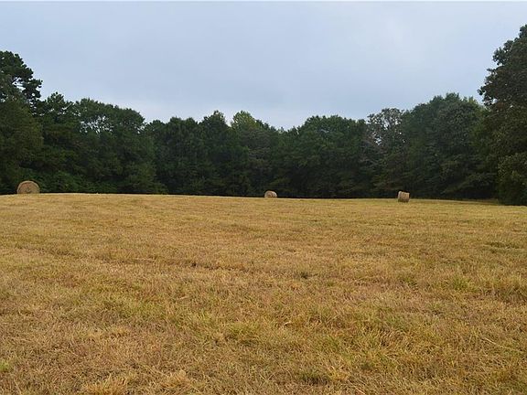 5th image of 5406 Old Highway 441 N