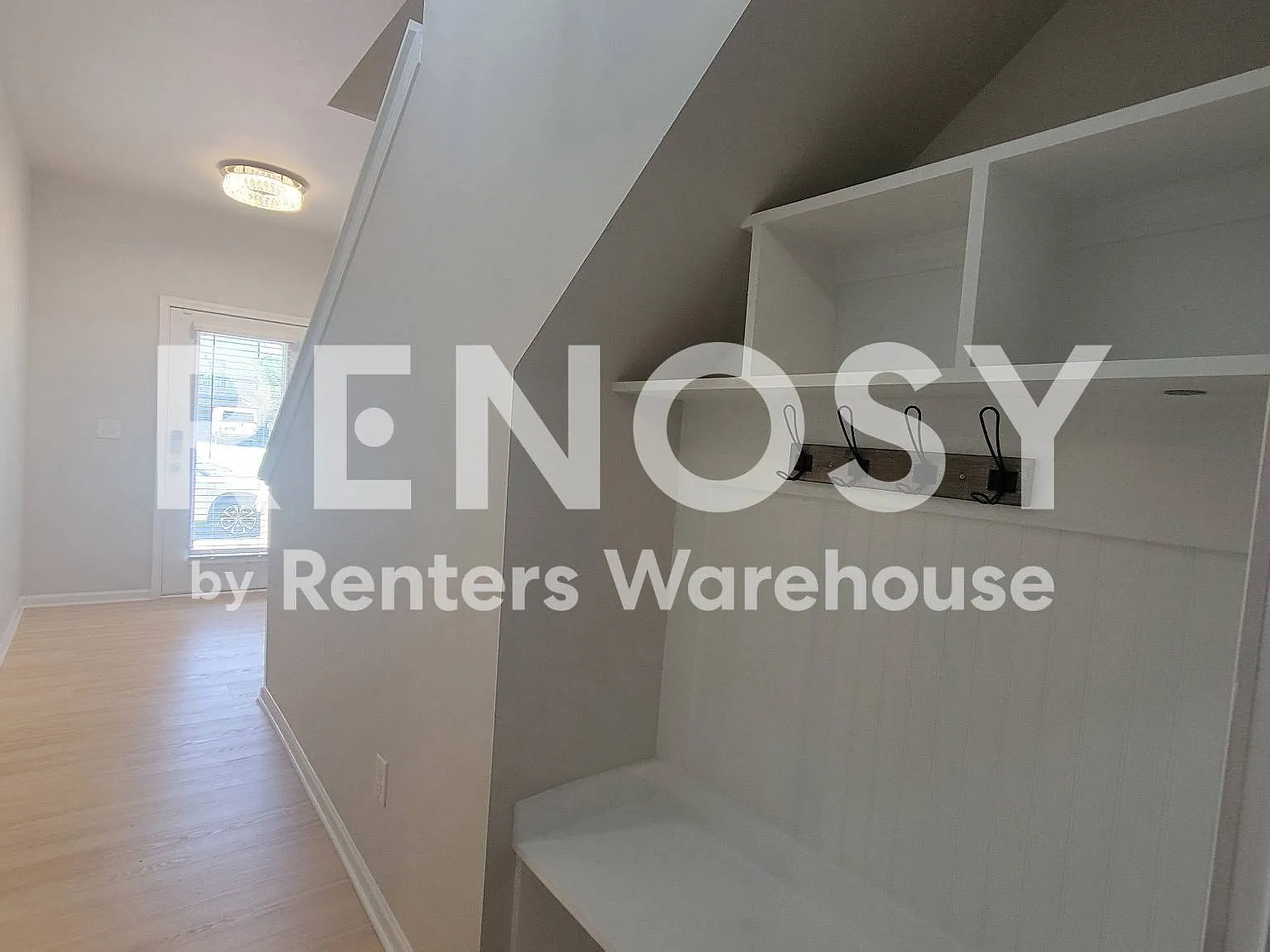 Beautiful 3 Bedroom 3.5 Bathroom with 3 Levels In Historic College Park! — Photo 4
