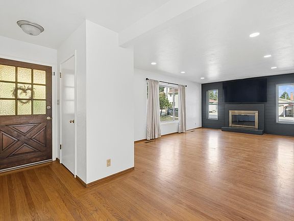 4th image of 451 Observatory Avenue