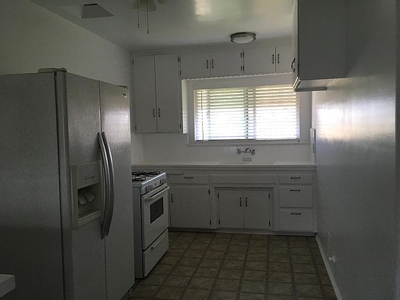 4th image of 4041 S Centinela Ave Suite 4