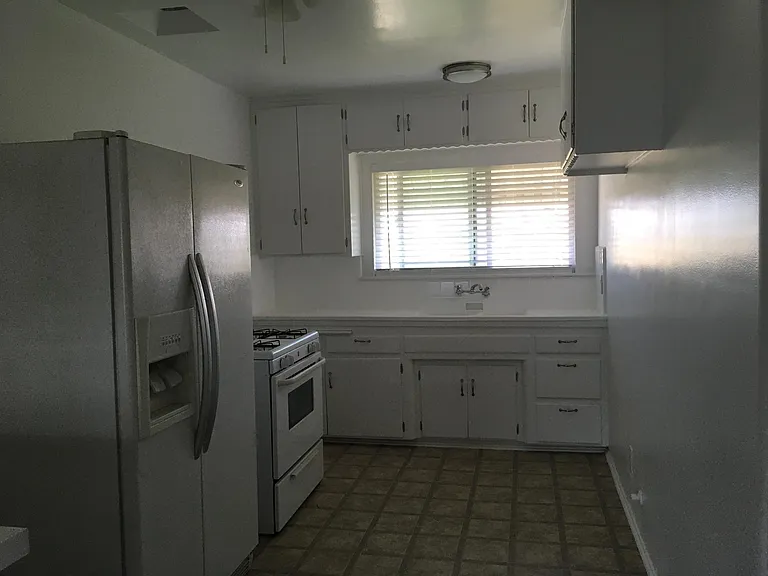4041 S Centinela Ave #4 — Photo 4