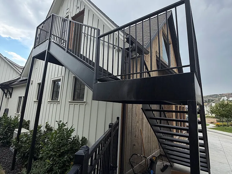 E Watkins Cir — Photo 5