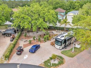 16325 Cherry Tree Ct, Clermont, FL 34714