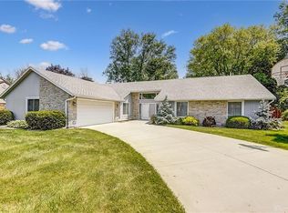 1070 Cardinal Dr, Enon, OH 45323
