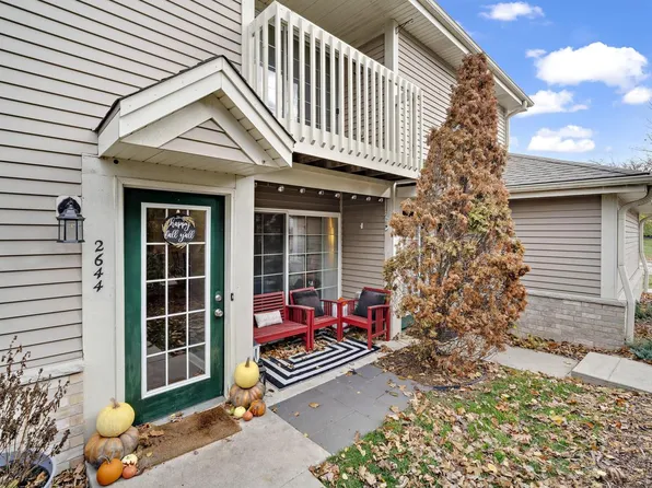 2644 Hidden DRIVE, Milwaukee, WI 53235
