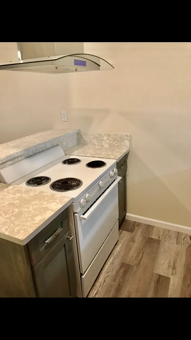 2 bed, 686 sqft, $1,250 — Photo 3